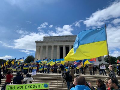 Адвокація України у США